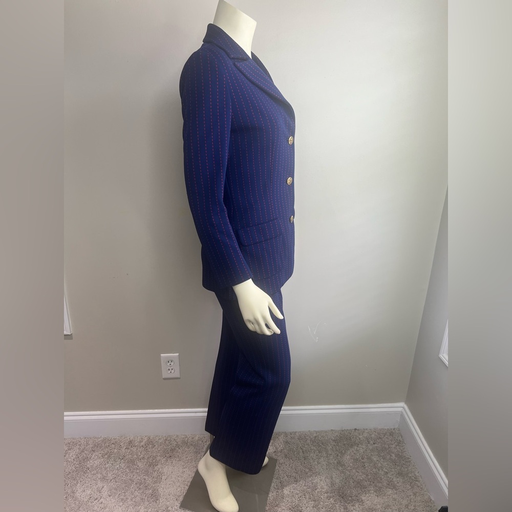 Navy blue with red pinstripe pantsuit - Picture 10 of 11